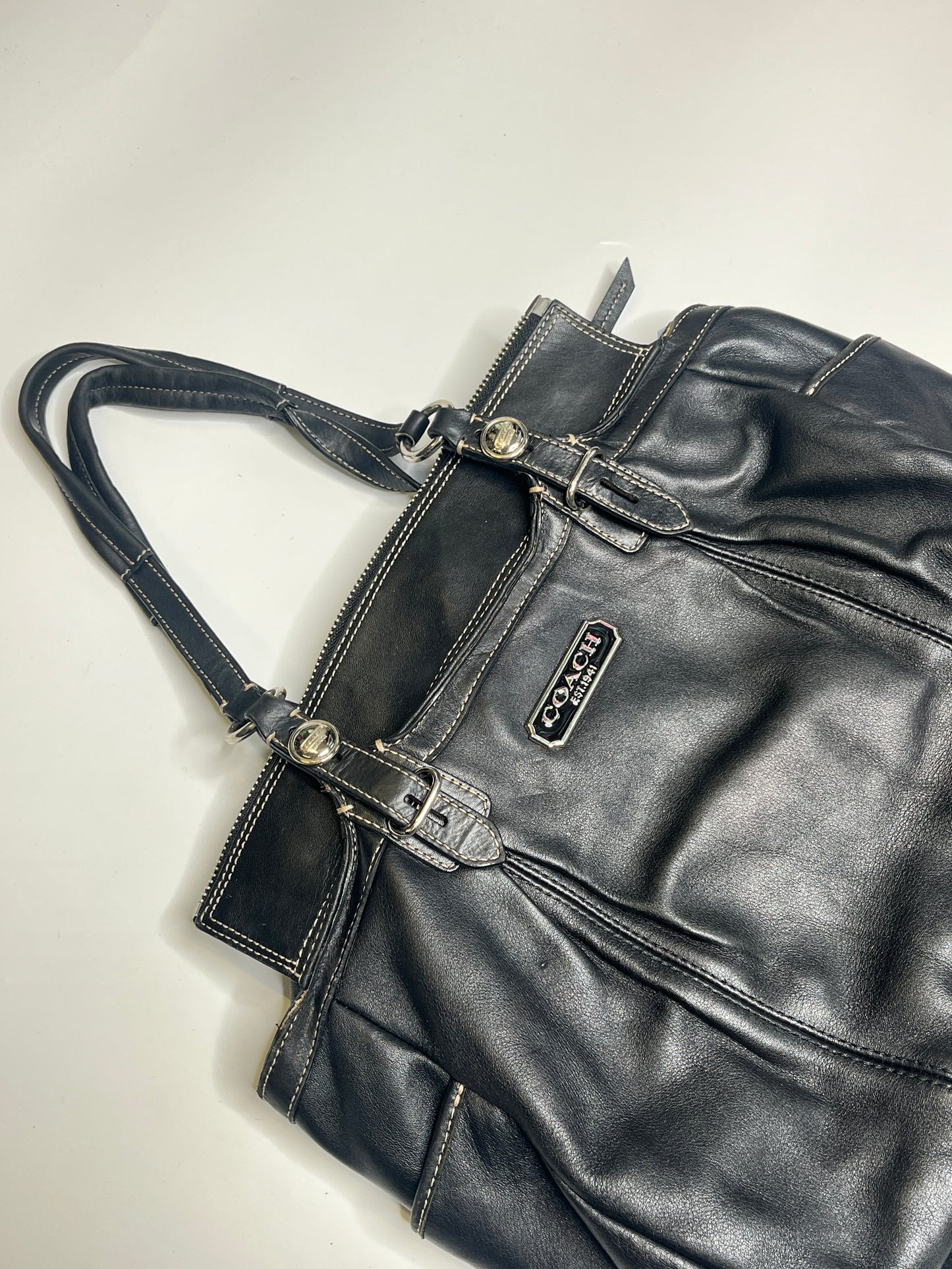 BLACK LEATHER COACH PURSE
