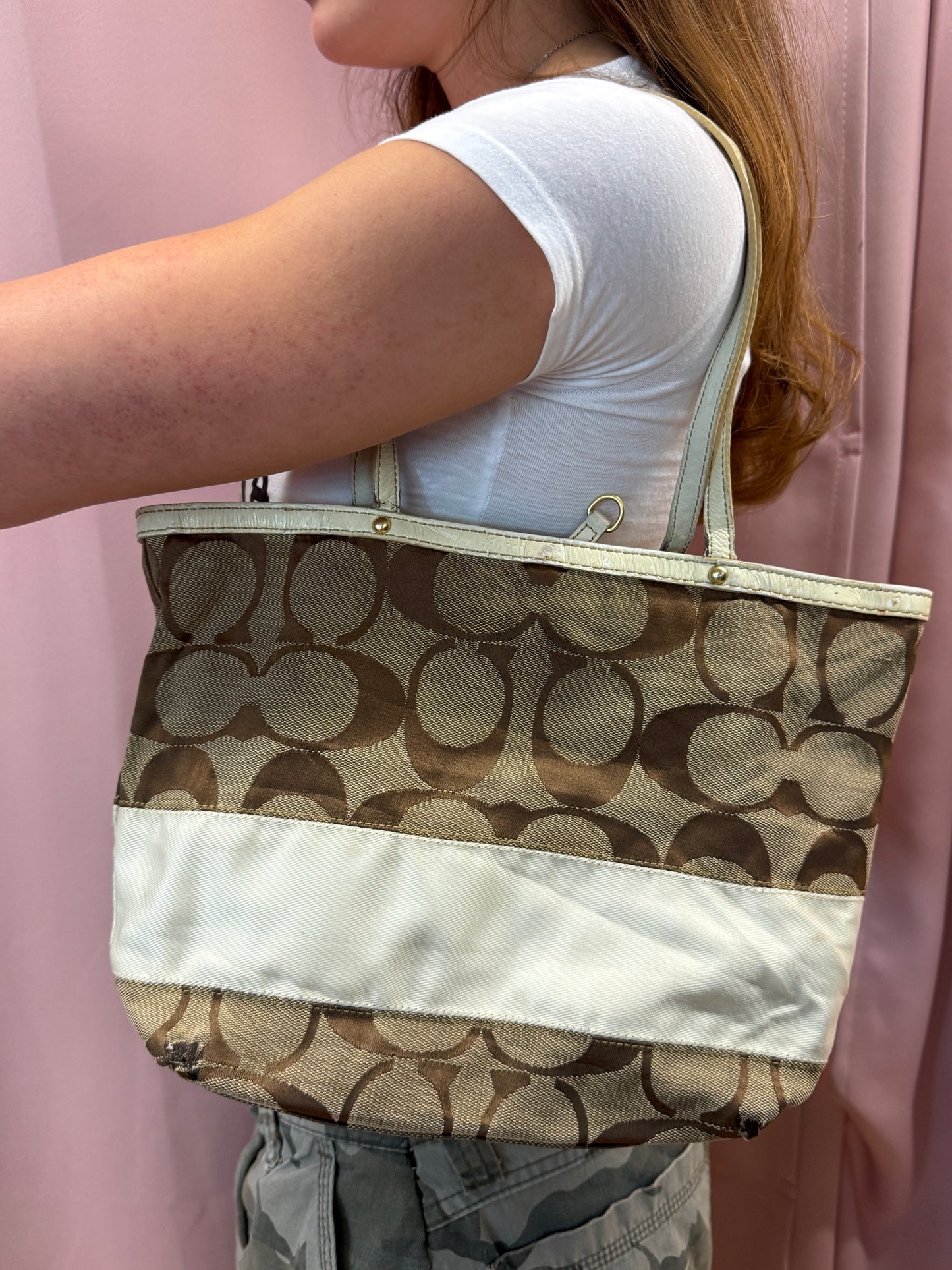 COACH MONOGRAM PURSE