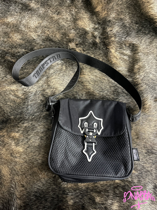 TRAPSTAR CROSSBODY BAG