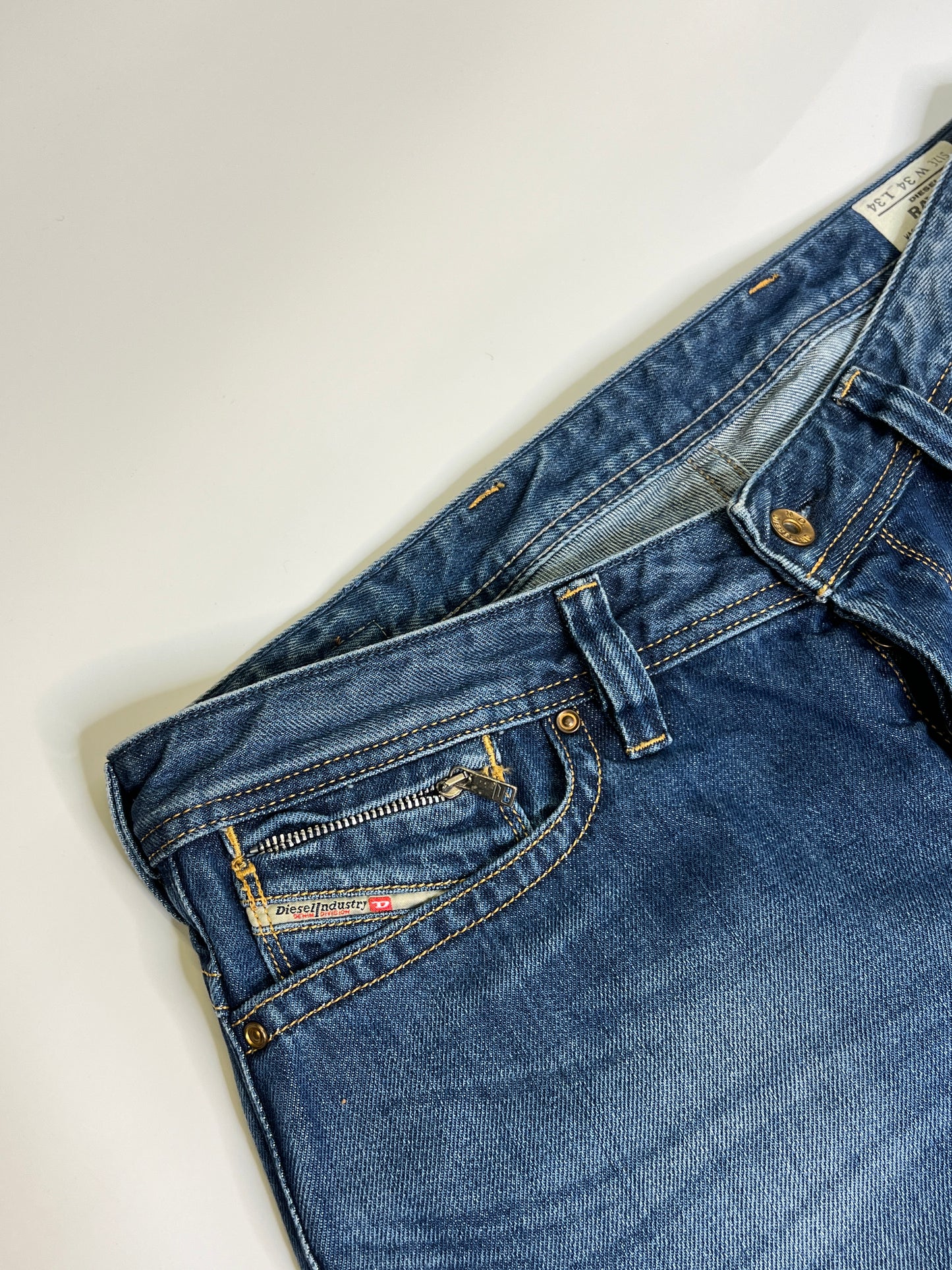 DIESEL JEANS (34/32)