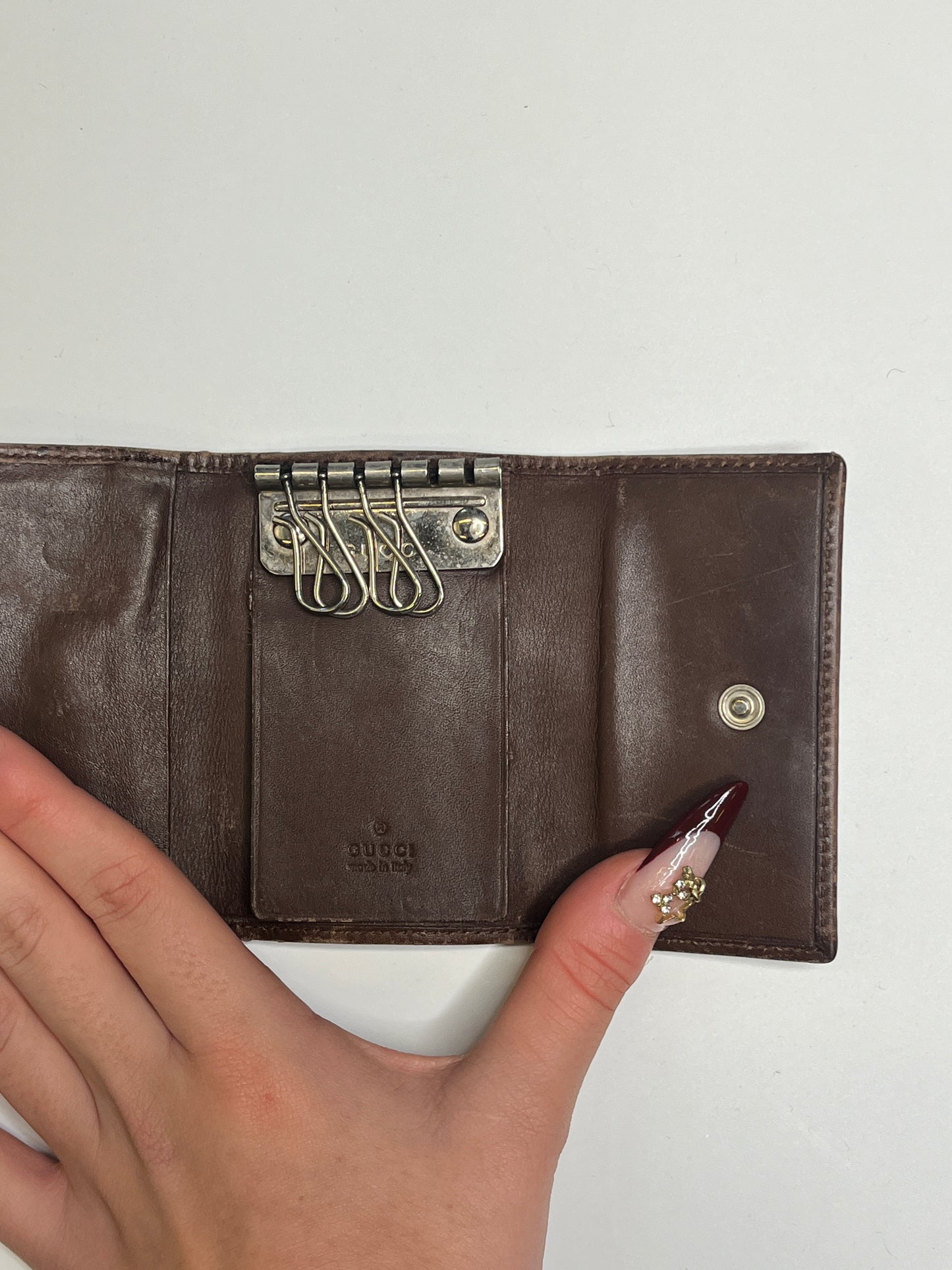 GUCCI MONOGRAM KEYHOLDER