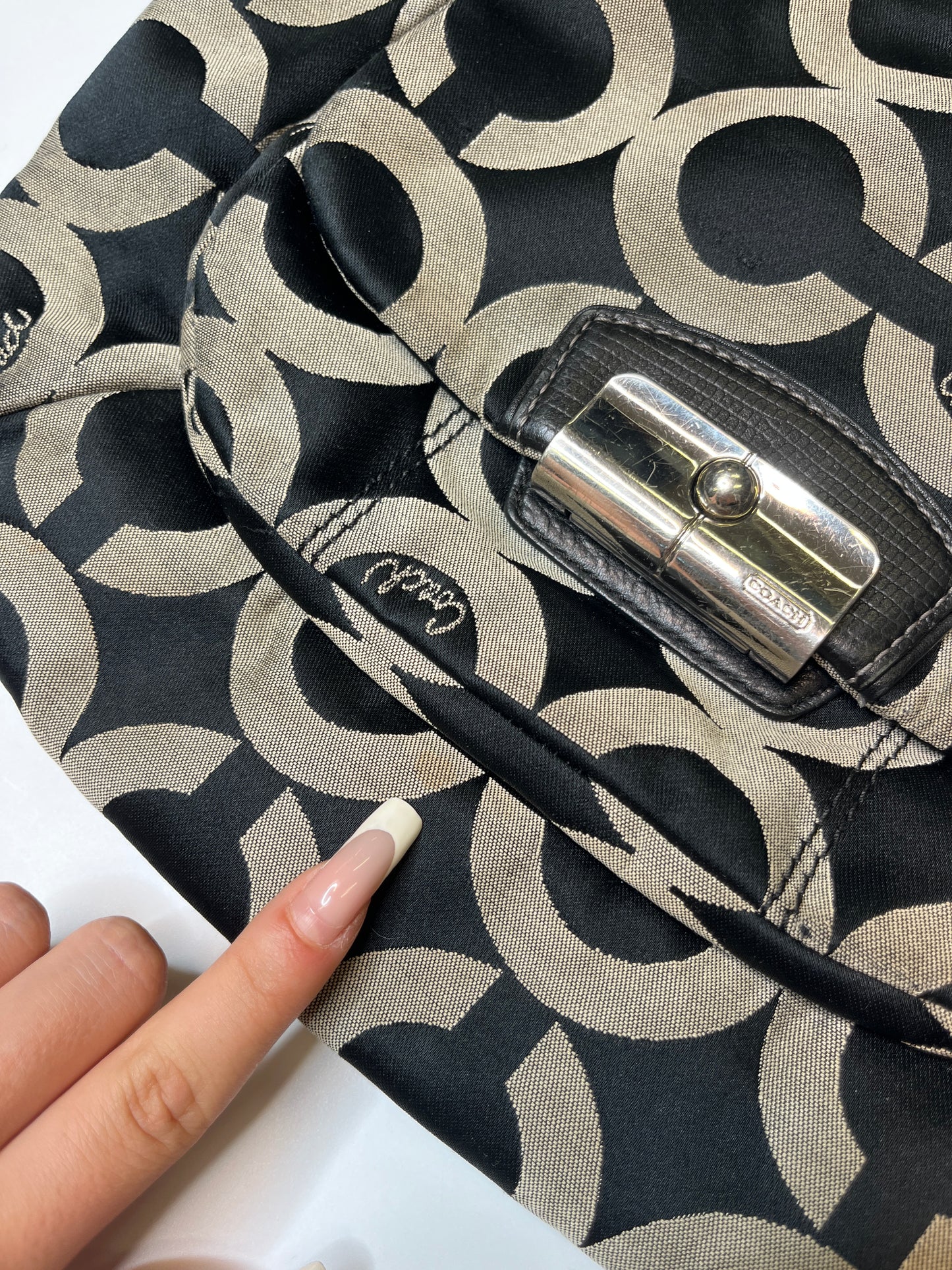 COACH MONOGRAM PURSE LEATHER