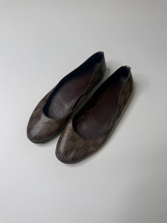 GUCCI VINTAGE GG CANVAS BALLET FLATS