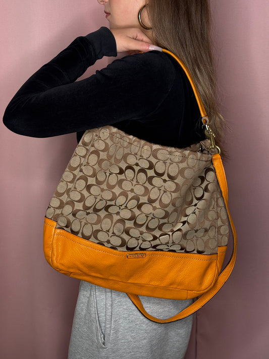 COACH MONOGRAM PURSE