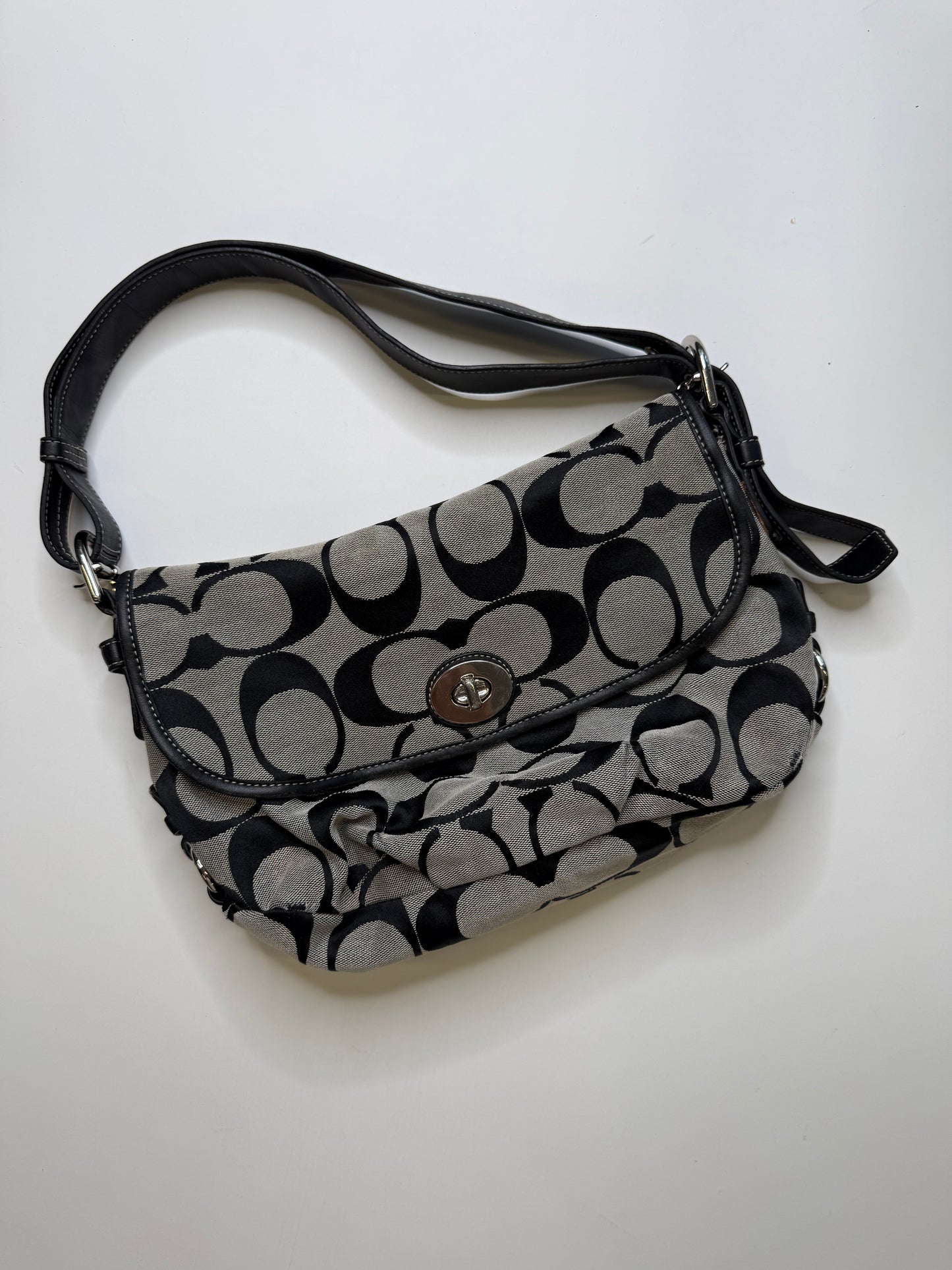 COACH SIGNATURE FLAP BAG – GREY BLACK