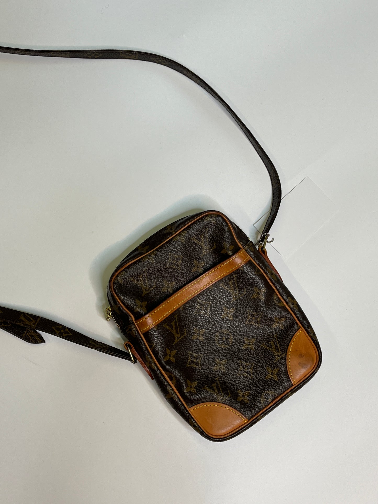 LOUIS VUITTON PURSE