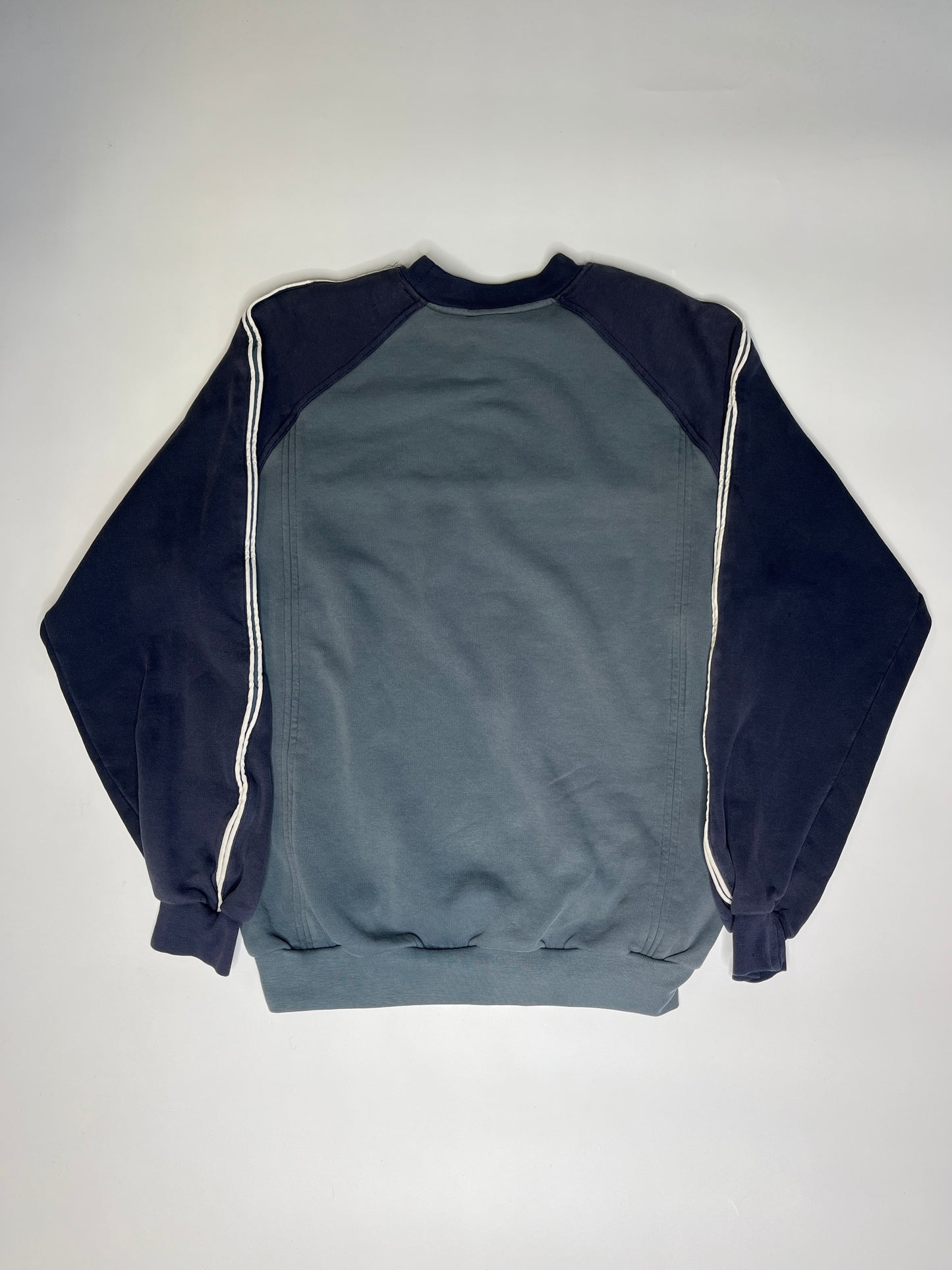 ADIDAS SWEATER 1990s (M-L)