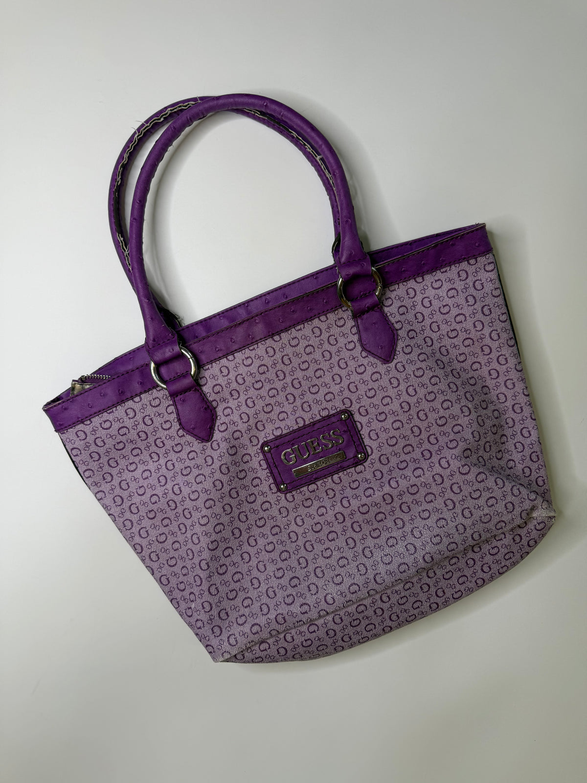 GUESS MONOGRAM CANVAS TOTE BAG (PURPLE)