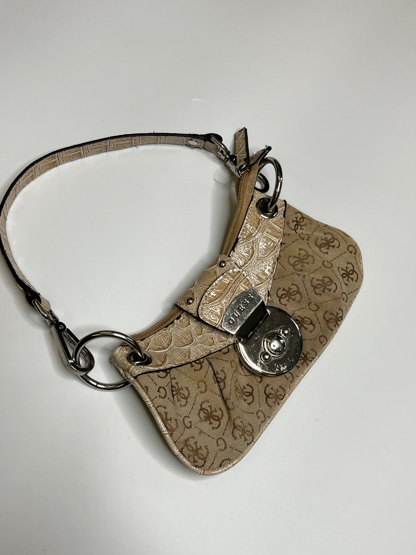 VINTAGE GUESS MINI PURSE