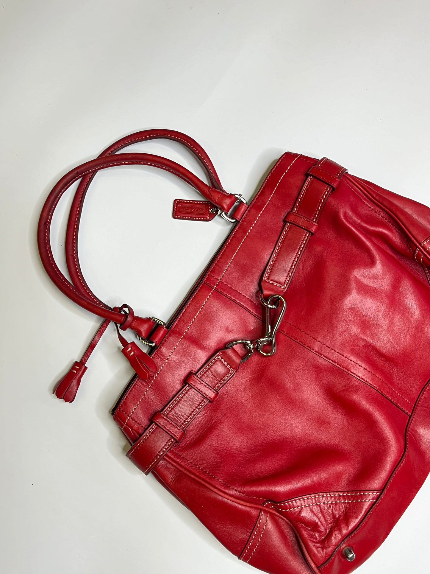 RED LEATHER COACH PURSE