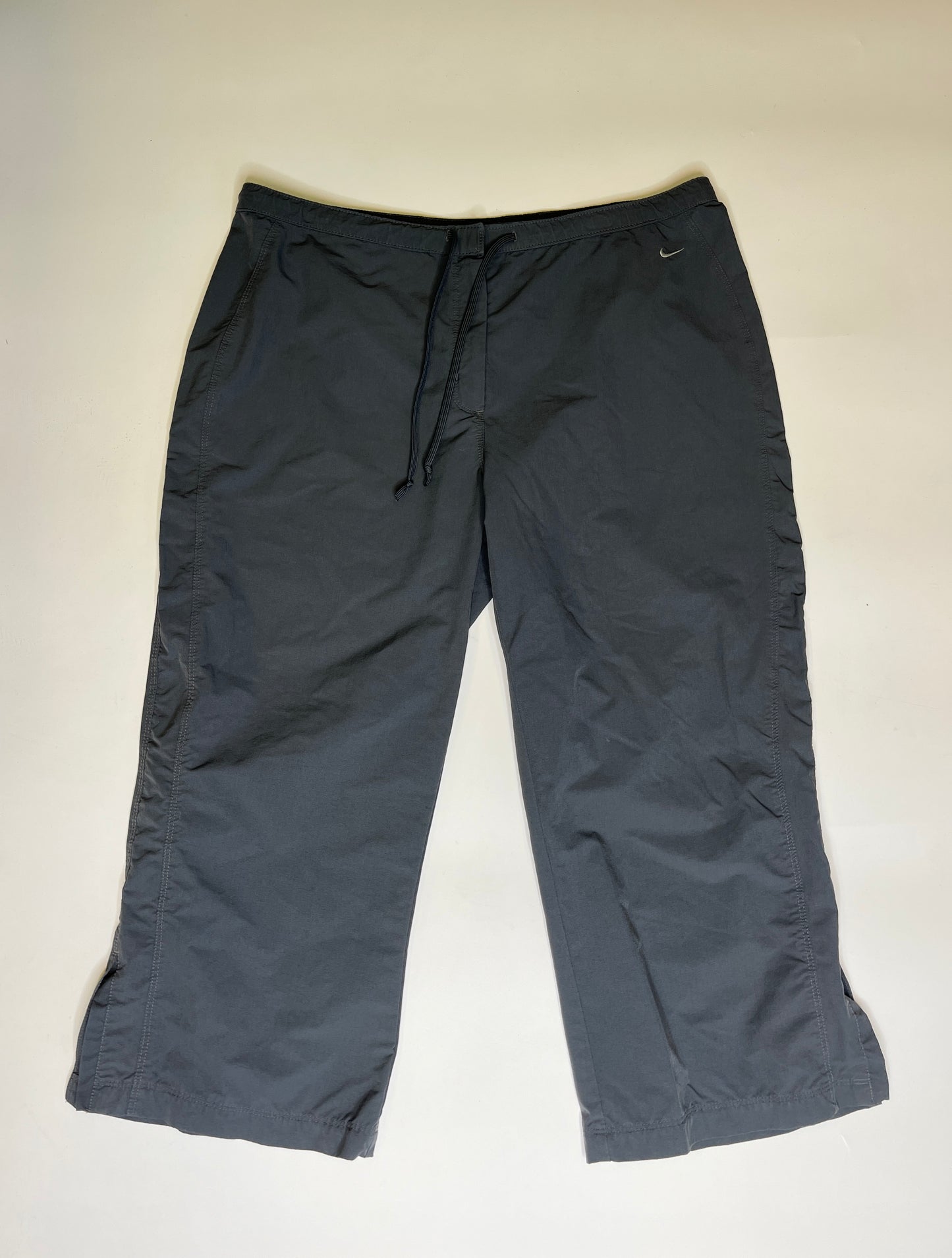 VINTAGE 2000s NIKE 3/4 PANTS (L)