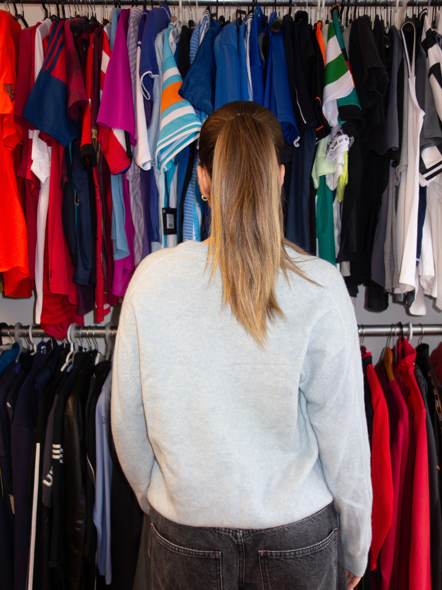 LACOSTE WOOL SWEATER (~M)