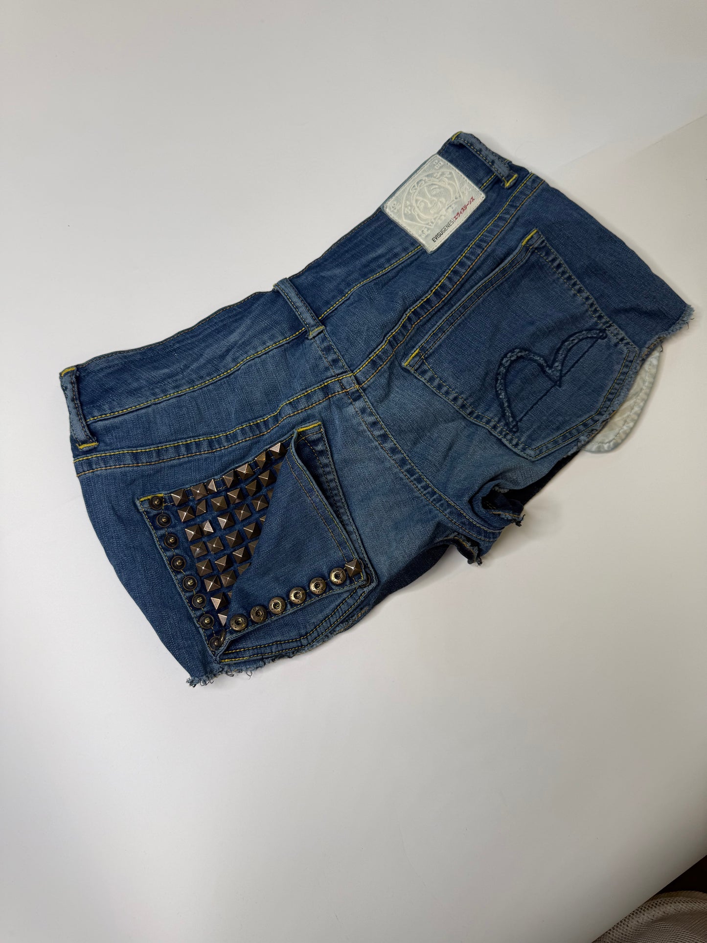 EVISU VINTAGE HEART POCKET STUDDED DENIM SHORTS