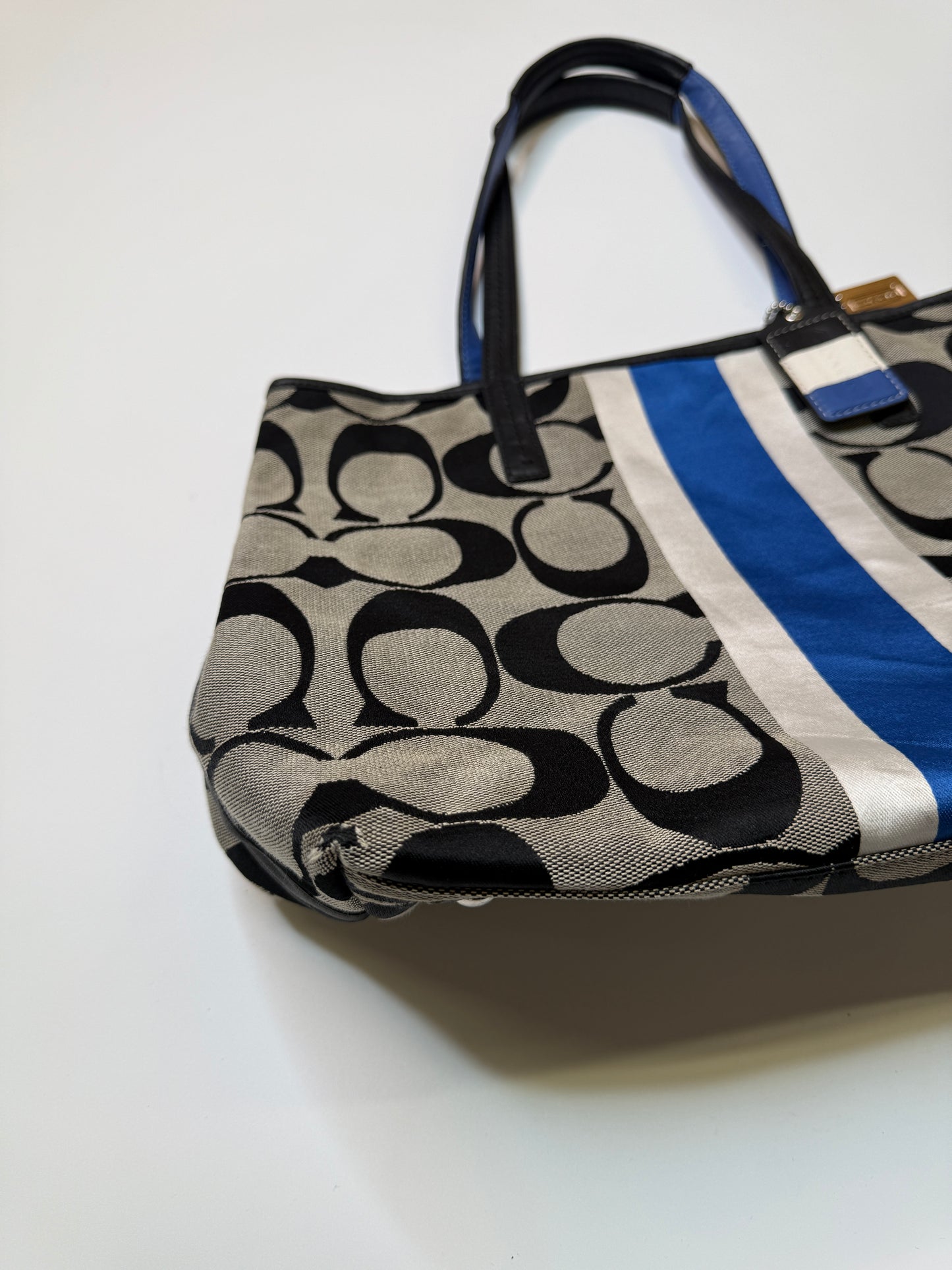 COACH MONOGRAM PURSE