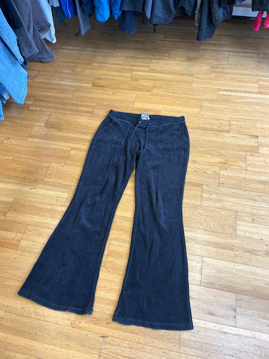 JUICY COUTURE FLARED PANTS (M)