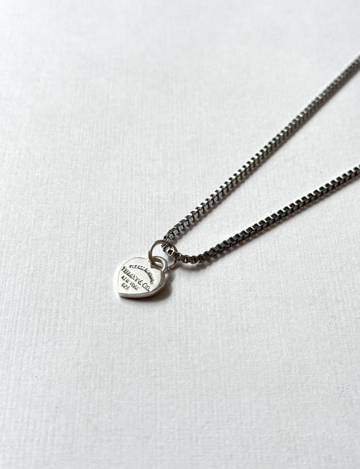 TIFFANY & CO HEART TAG VINTAGE NECKLACE
