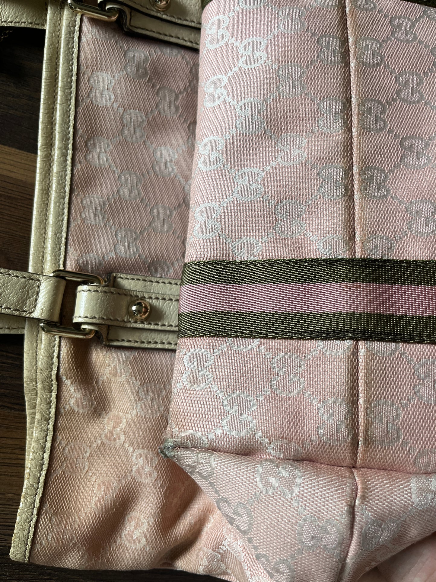 VINTAGE GUCCI BAG PINK