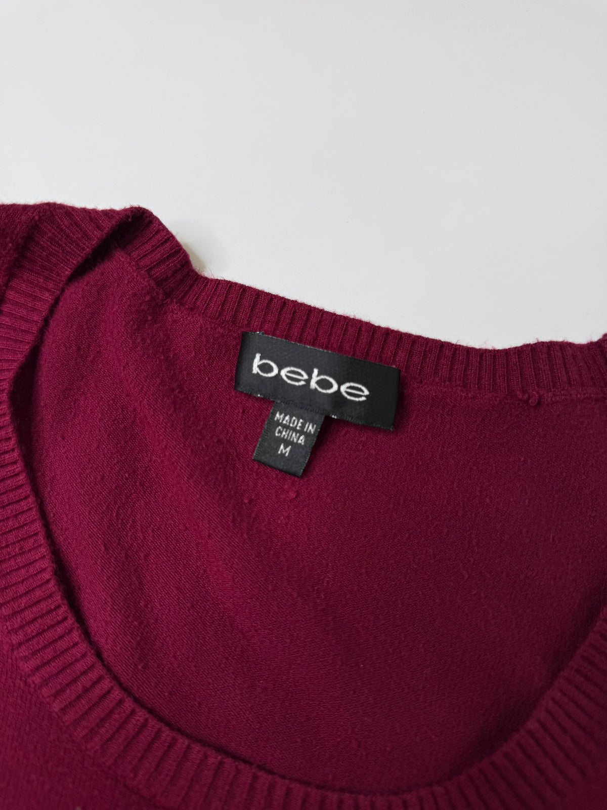 BEBE RHINESTONE LOGO TOP BURGUNDY (M)