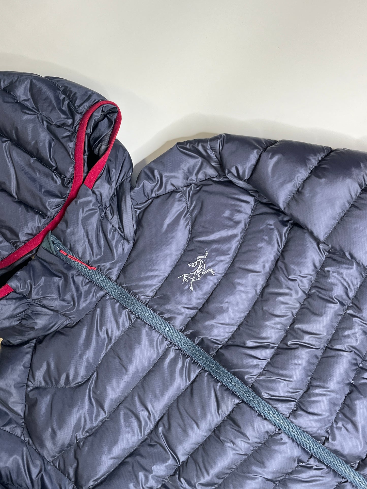 THIN ARCTERYX PUFFER JACKET (~S)