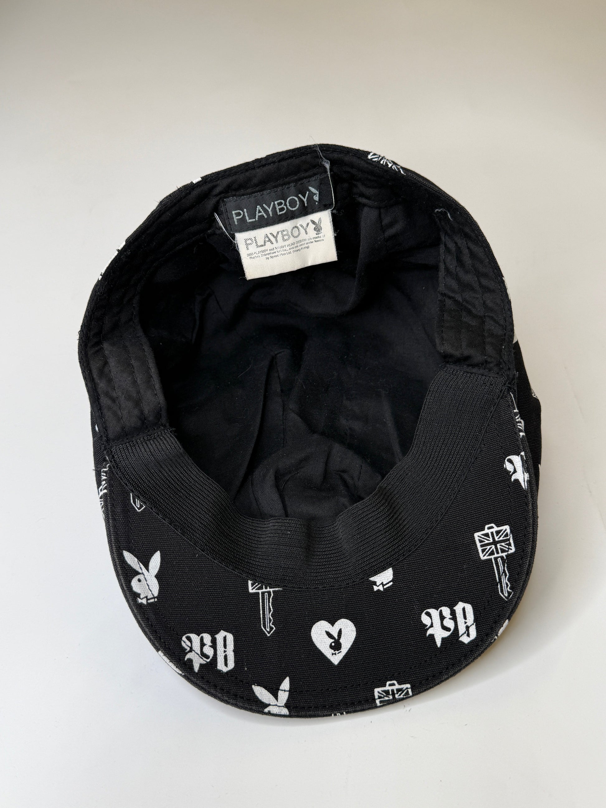 PLAYBOY VINTAGE TRUCKER CAP (BUNNY LOGO)
