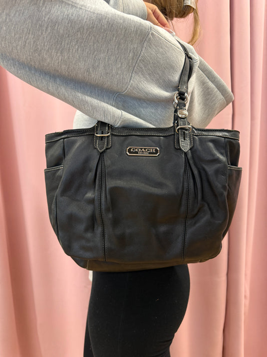 BLACK LEATHER COACH PURSE