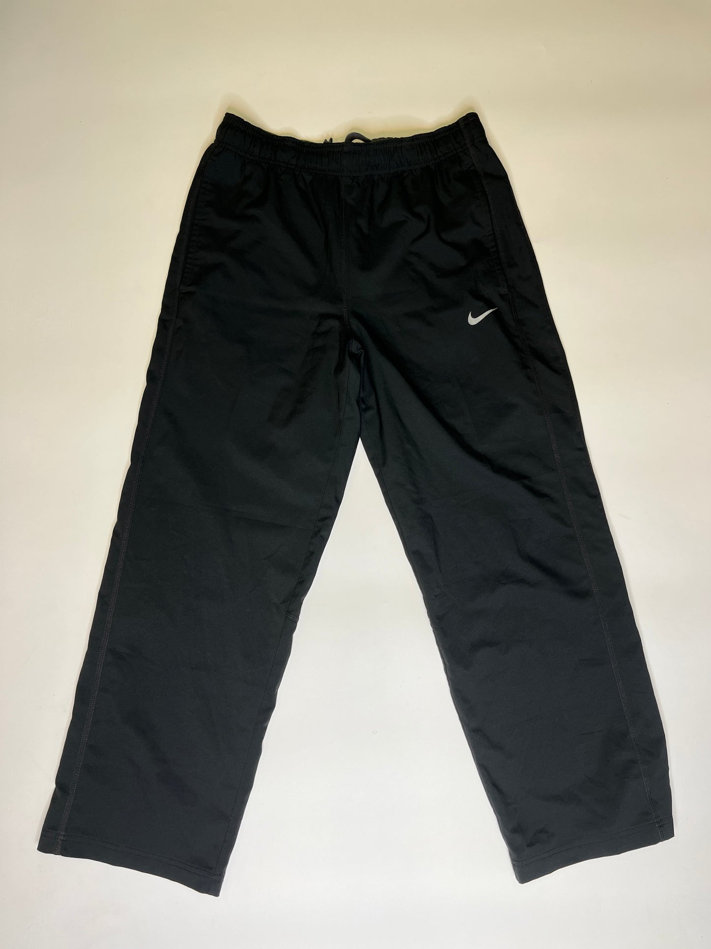 NIKE TRACK PANTS BLACK (M)