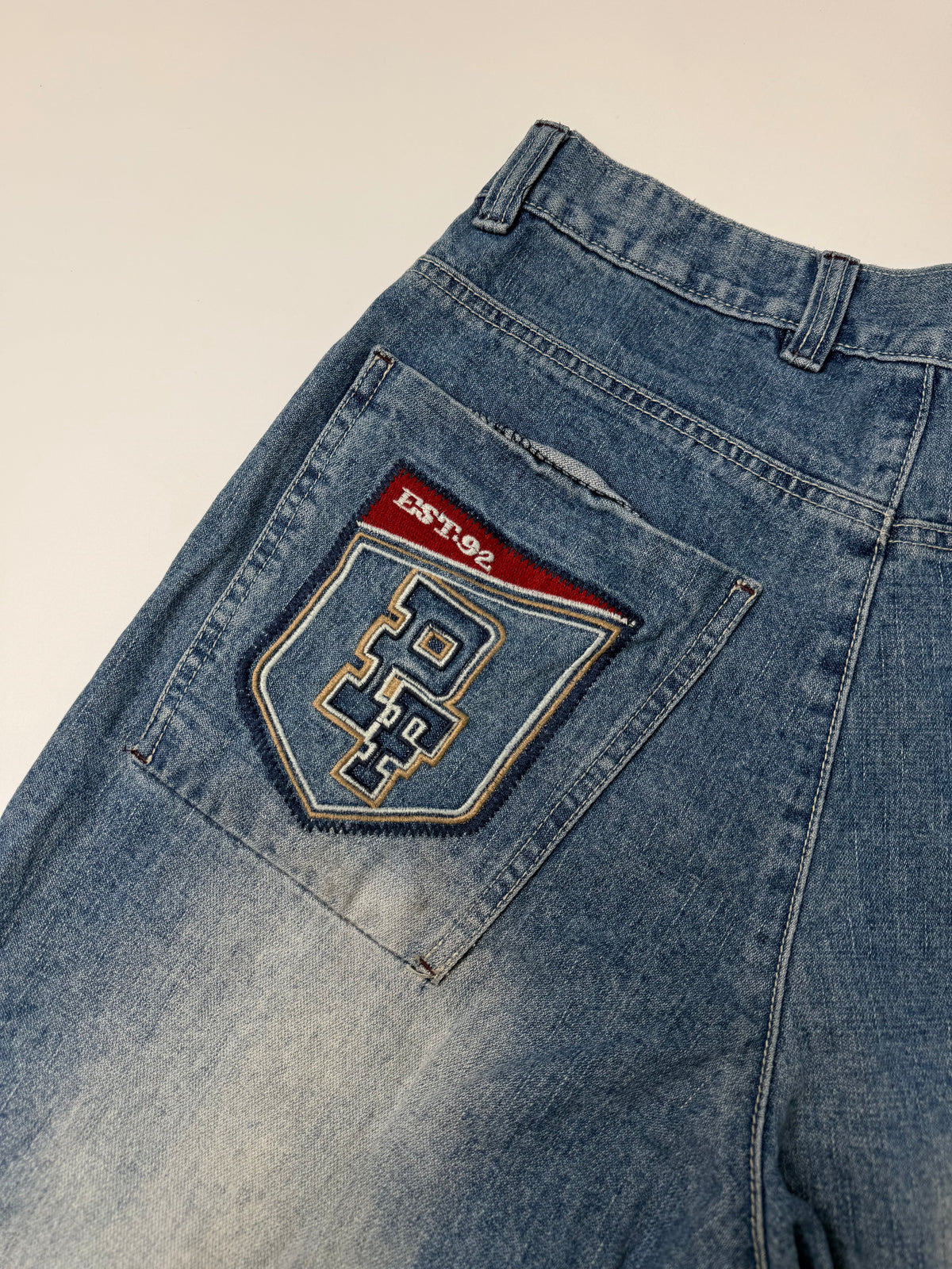 VINTAGE PHAT FARM JEANS DENIM – MEDIUM WASH (~M)