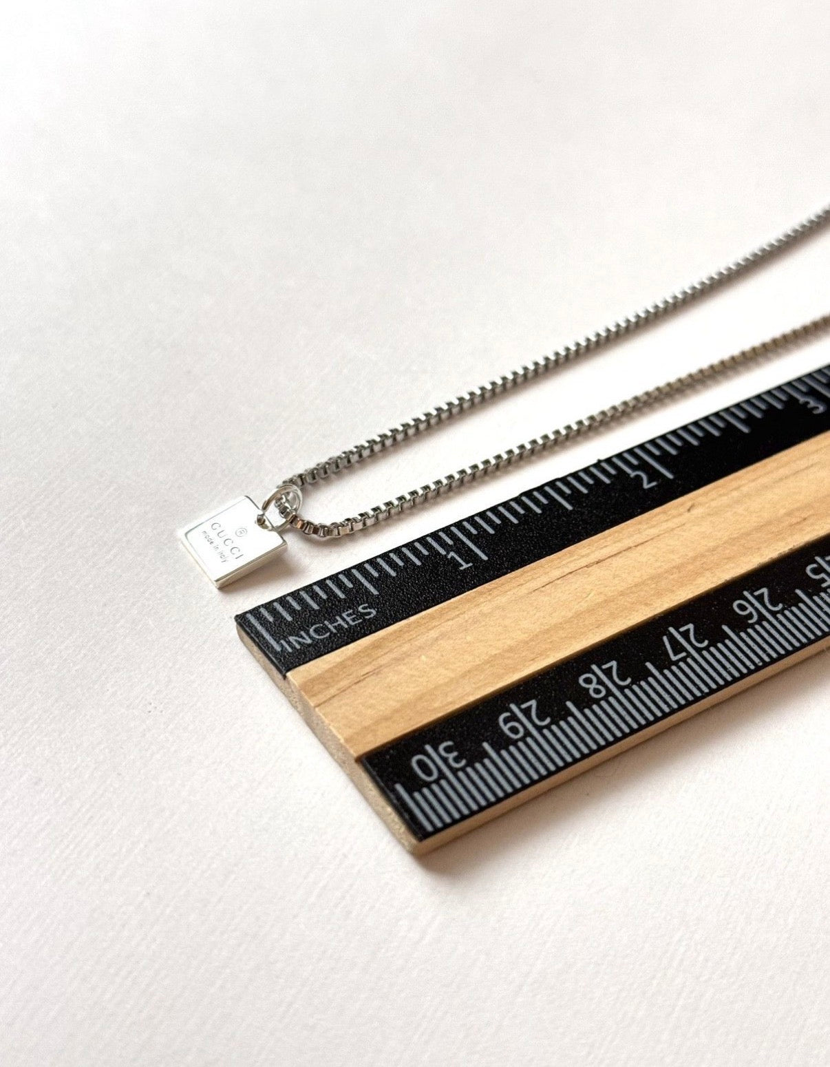 GUCCI SILVER SQUARE TAG VINTAGE NECKLACE