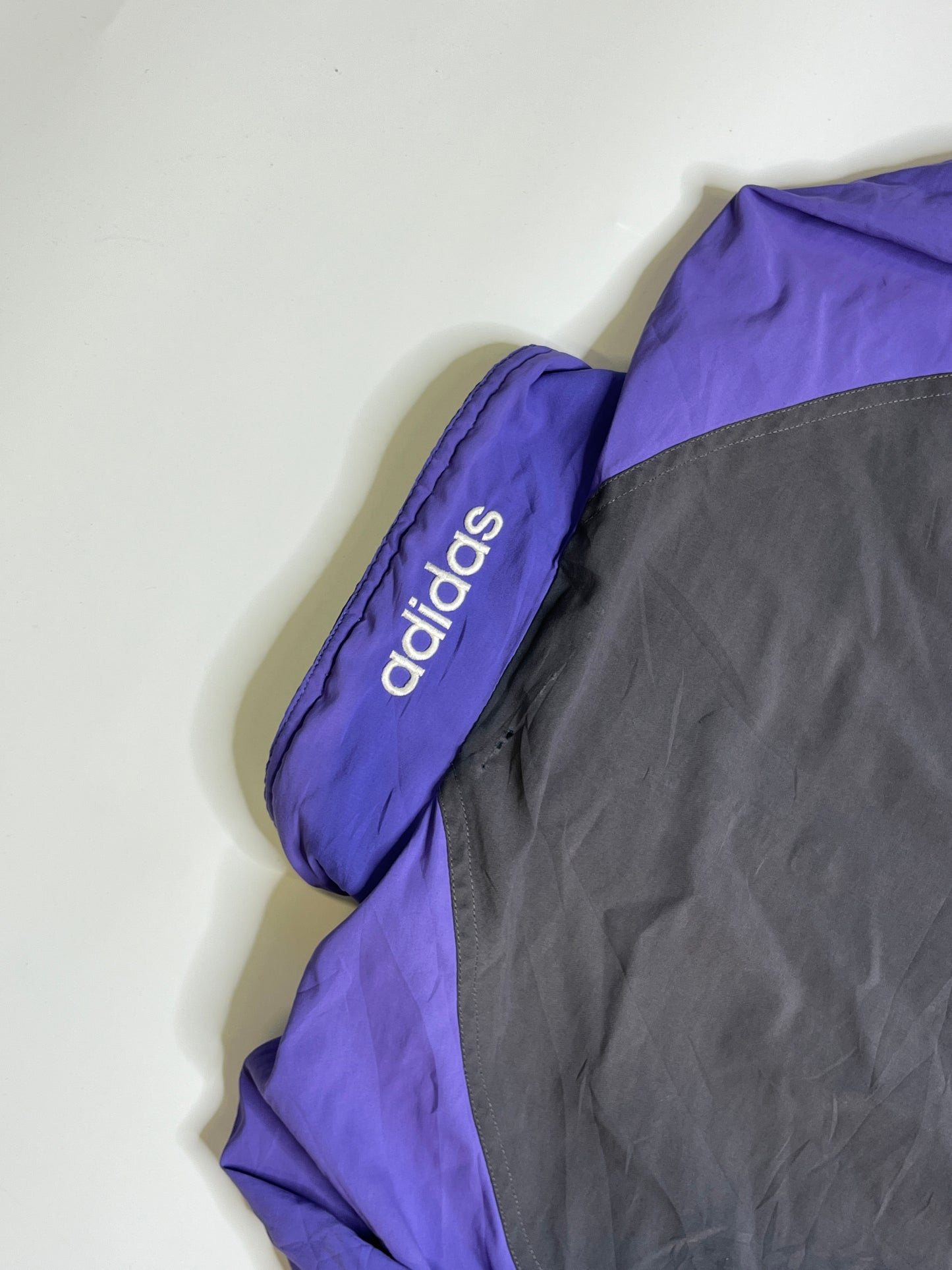 2000s ADIDAS JACKET (M)