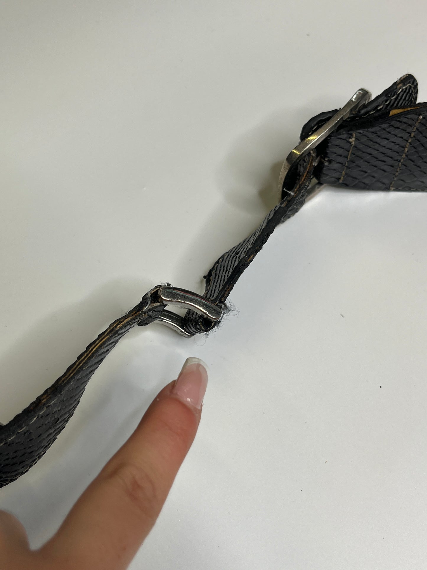 GUESS  MONOGRAM PURSE