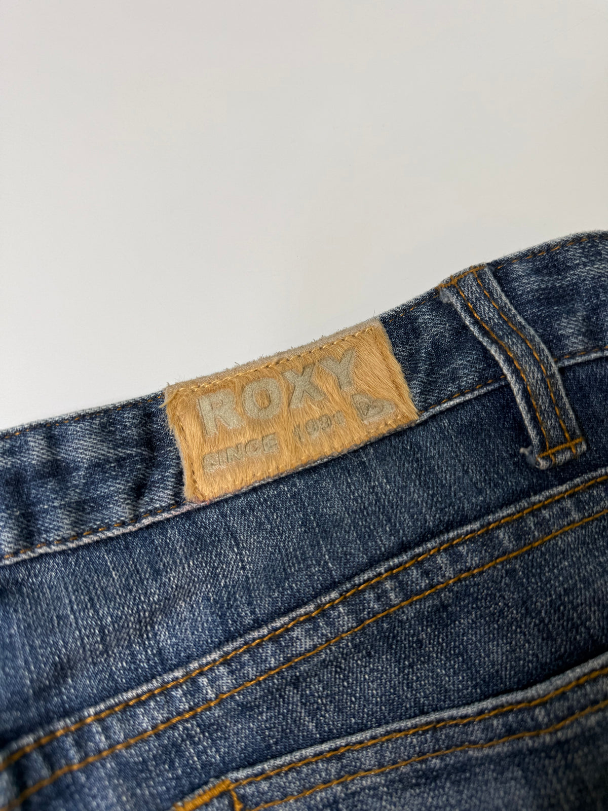 VINTAGE ROXY JEAN STRAIGHT LEG/BOOTCUT MEDIUM BLUE (31)