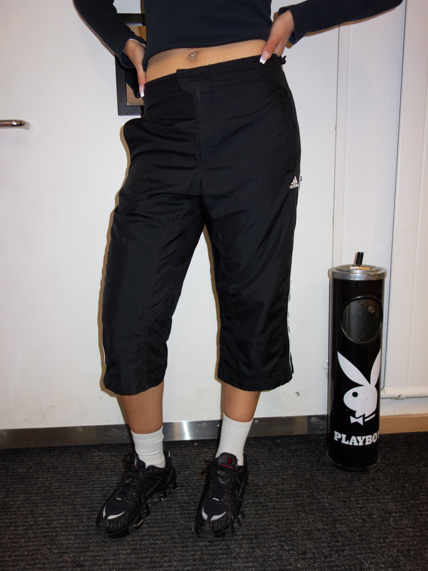 ADIDAS 3/4  PANTS (S-M)