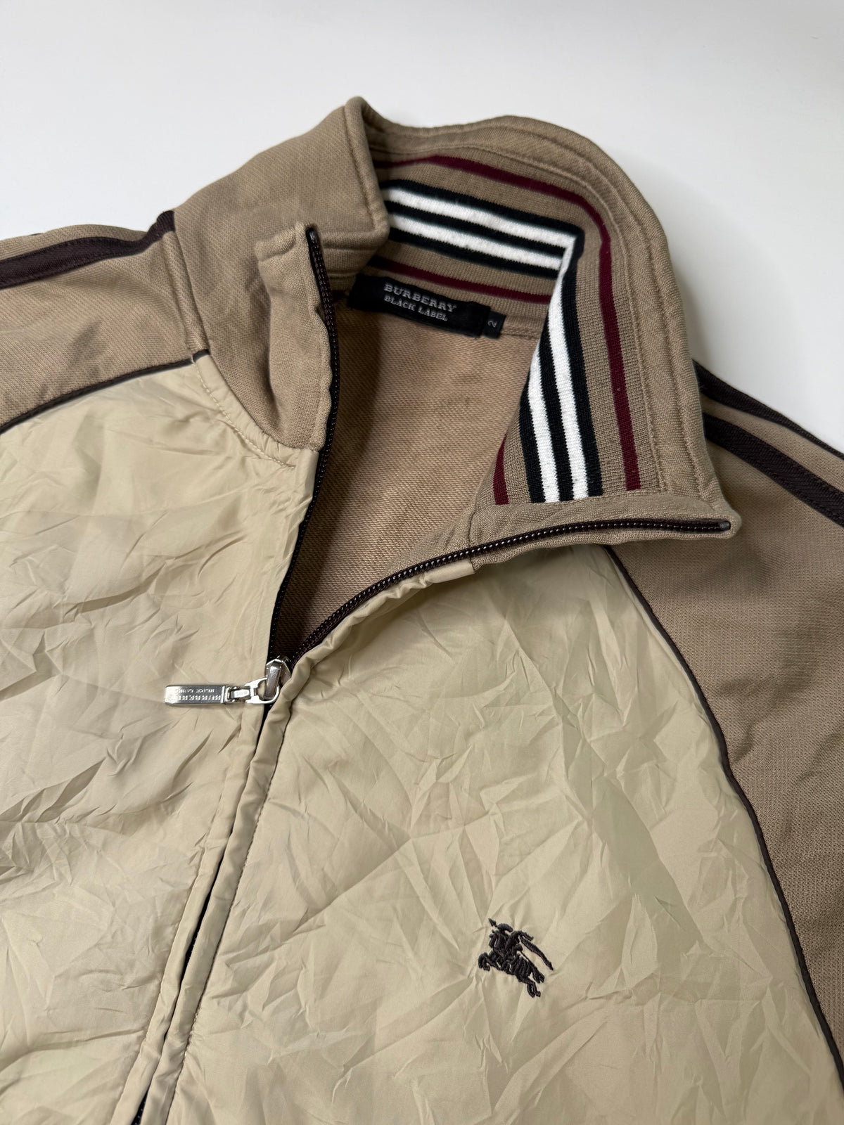 BURBERRY BLACK LABEL LONDON STRIPED-HEM TRACK JACKET KHAKI (M)