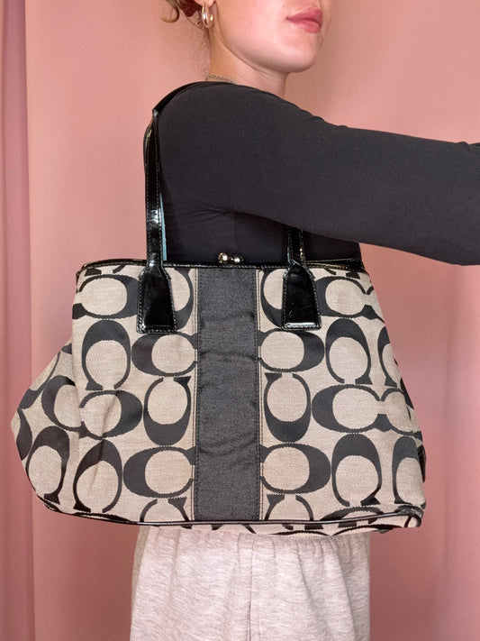 COACH MONOGRAM PURSE