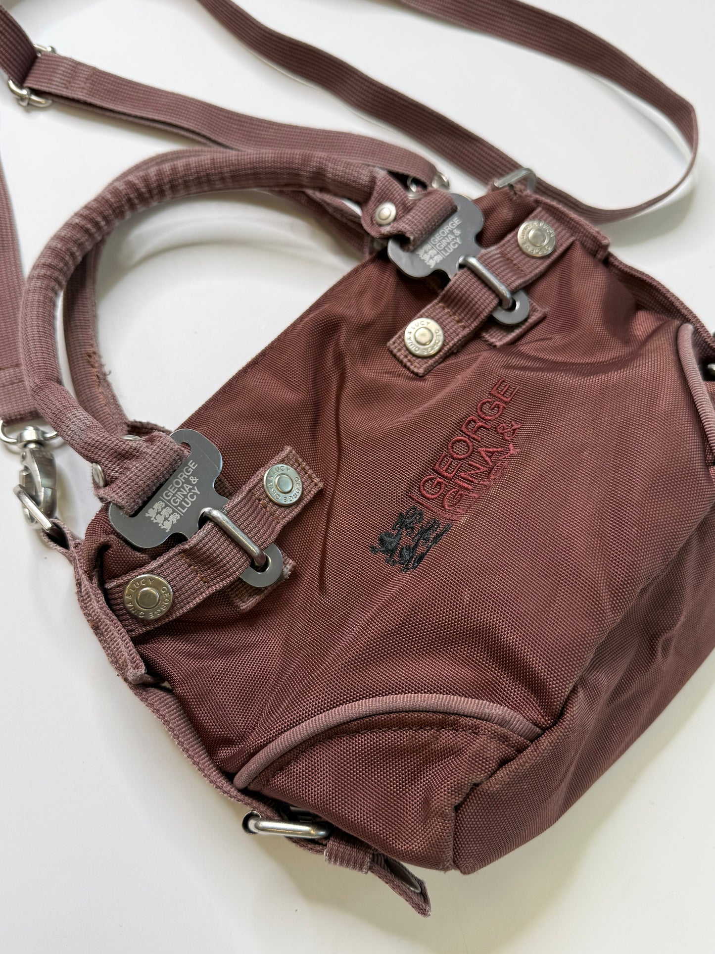 GEORGE GINA & LUCY VINTAGE CROSSBODY BAG "CYN CYN"