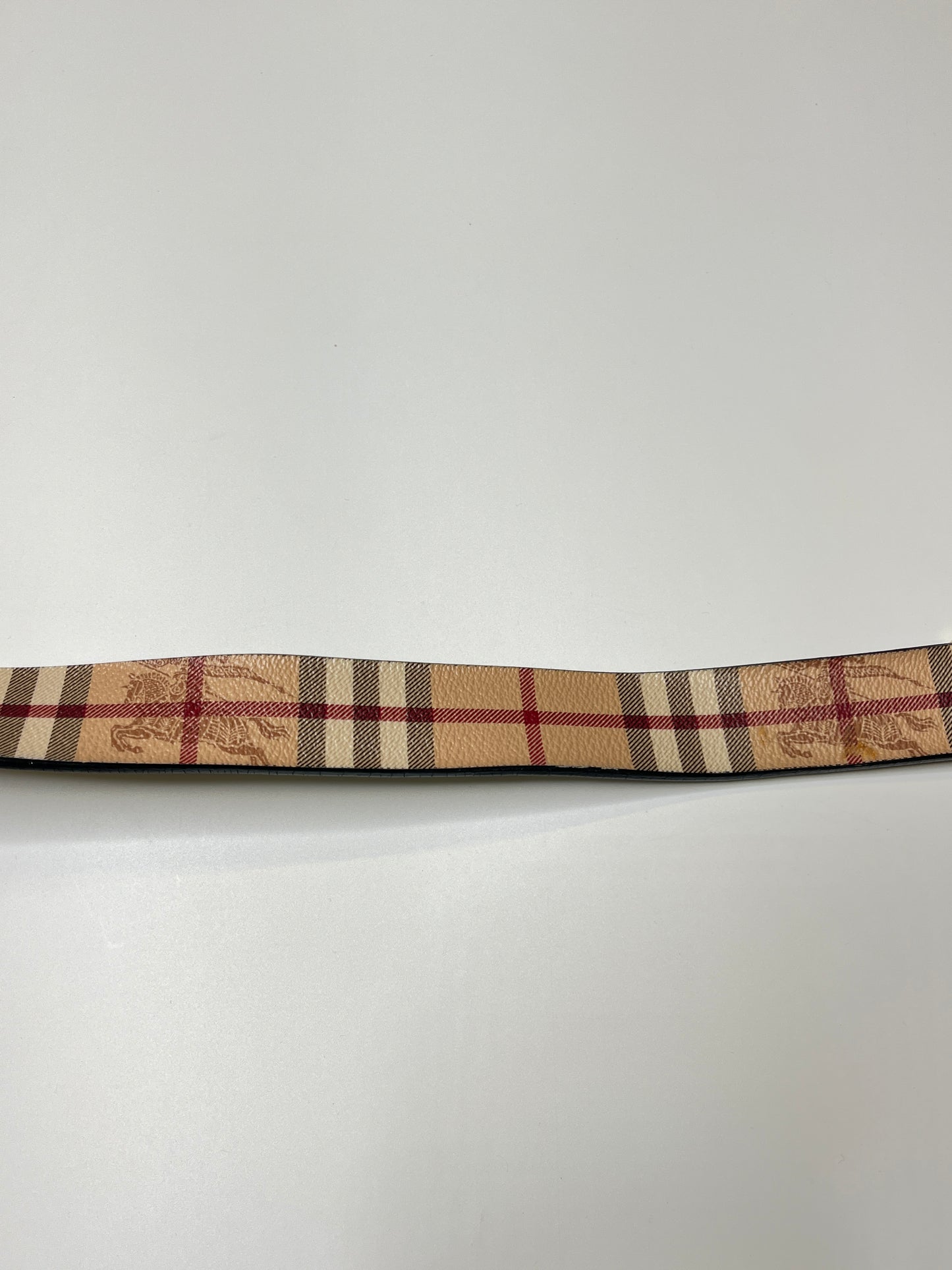 VINTAGE BURBERRY BELT GOLD
