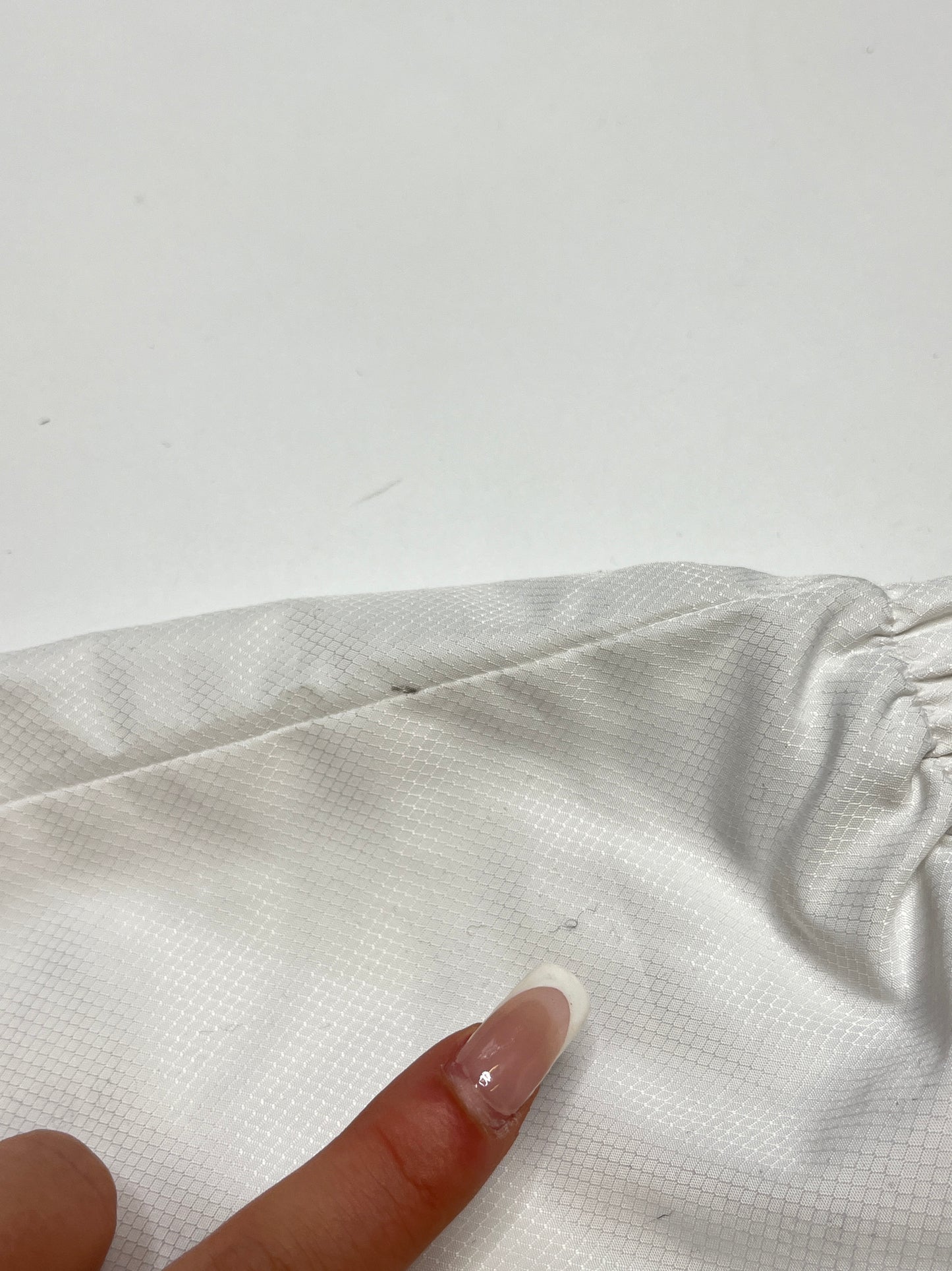 LACOSTE PANTS (S)