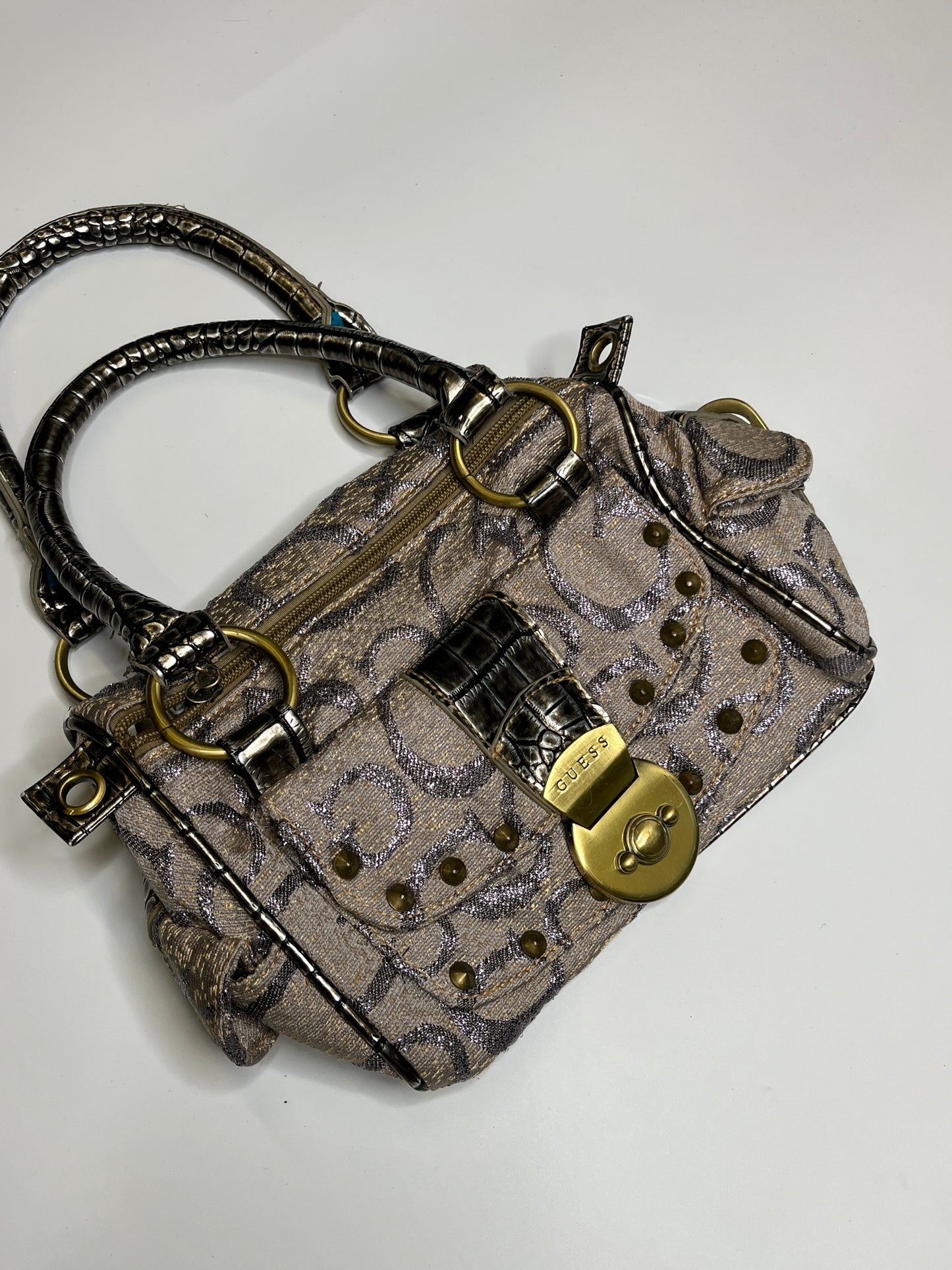 VINTAGE GUESS MINI PURSE