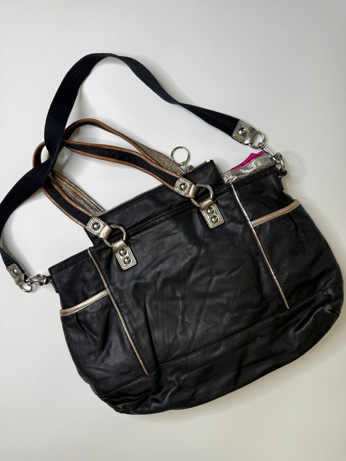 COACH LEATHER TOTE BAG WITH METALLIC TRIM (BLACK)