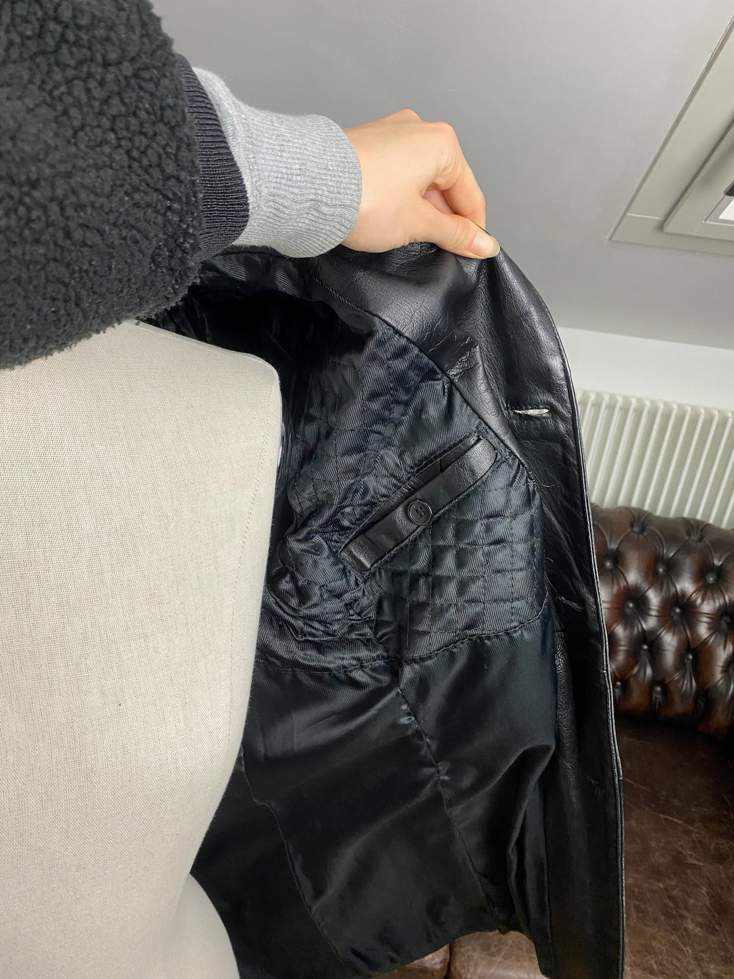 REAL LEATHER COAT (M)