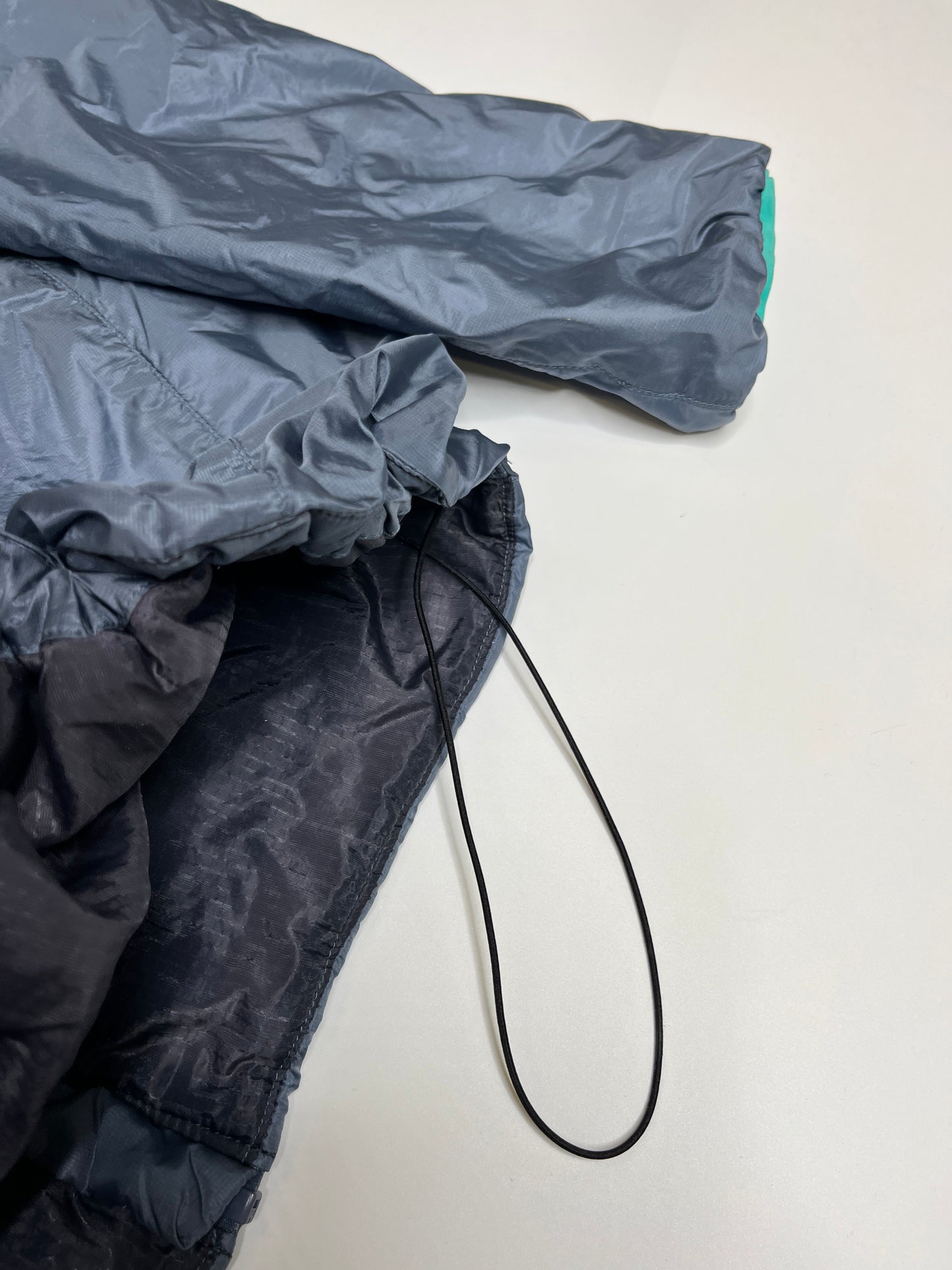 THIN ARCTERYX PUFFER JACKET (~S)