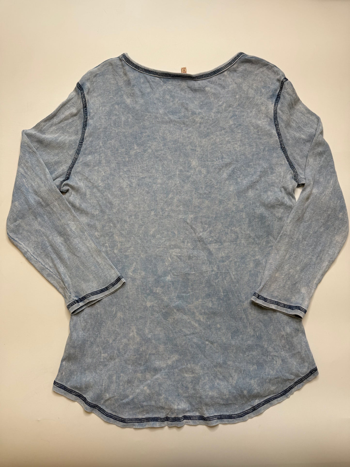 REBA RHINESTONE CROSS TOP (M)