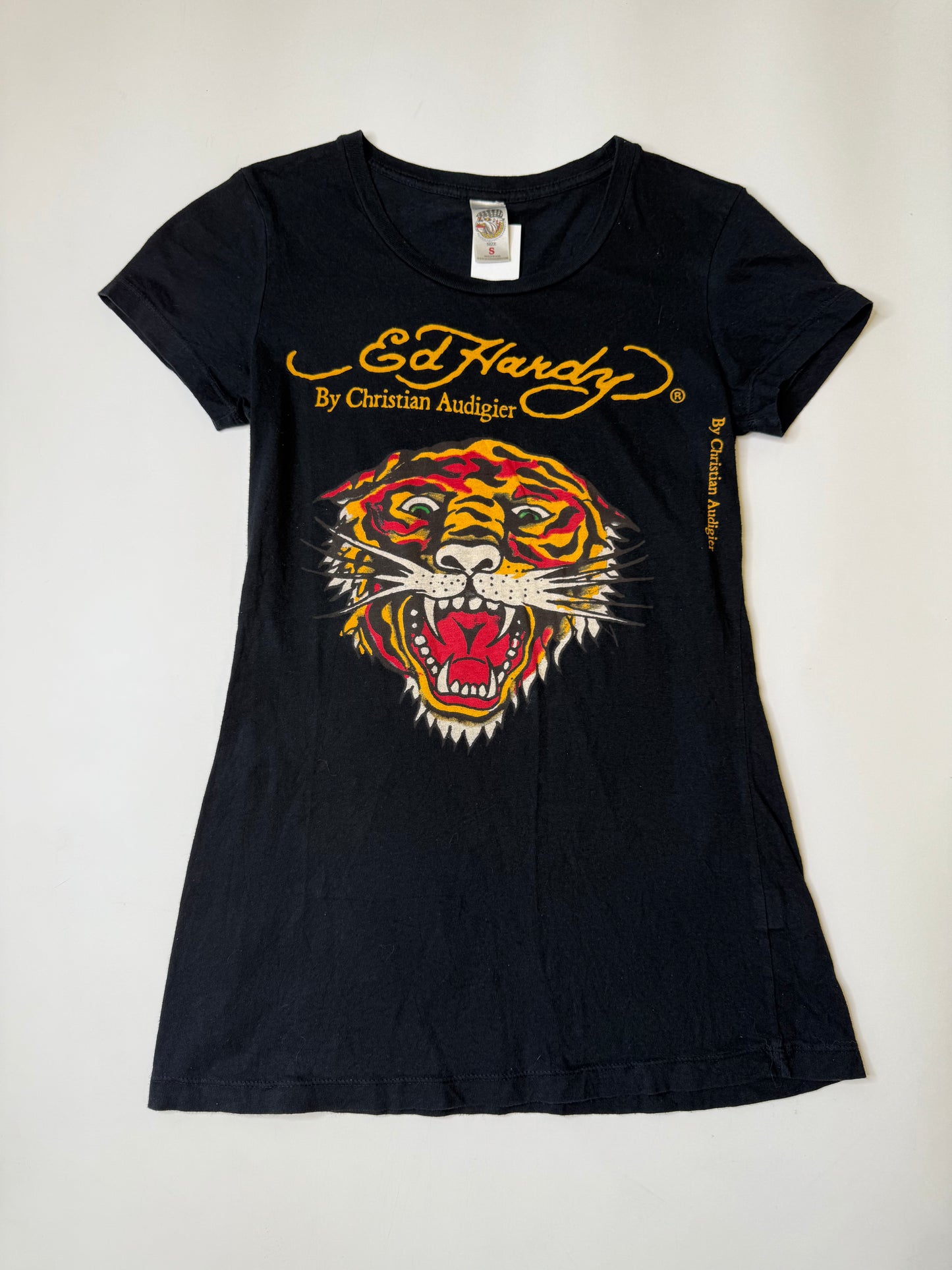 VINTAGE ED HARDY SHIRT IN BALCK (S)