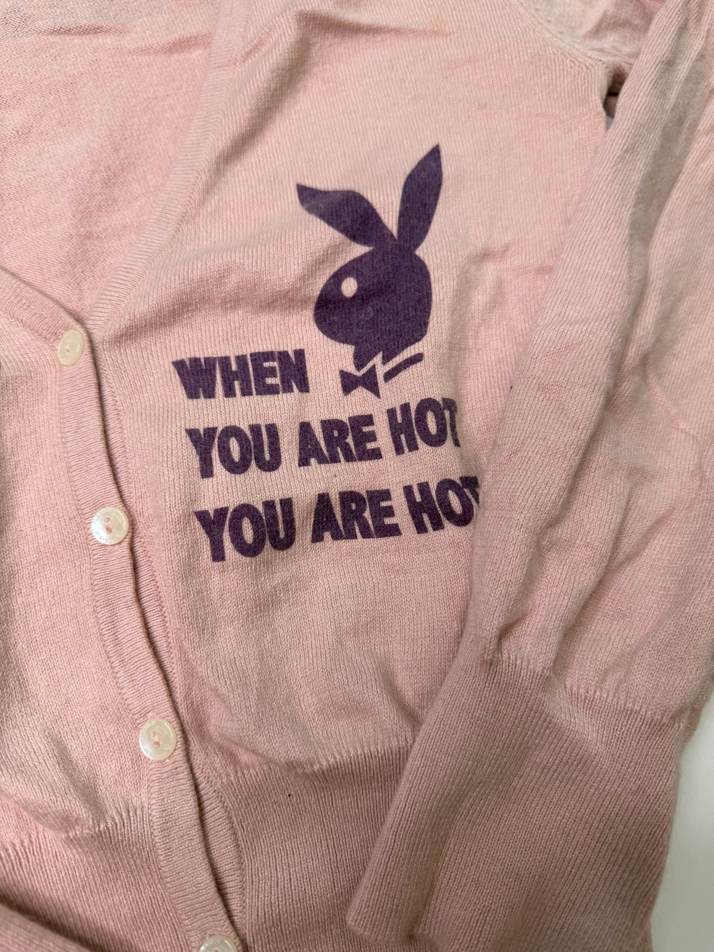 PLAYBOY VINTAGE GRAPHIC CARDIGAN "WHEN YOU ARE HOT YOU ARE HOT" (S)
