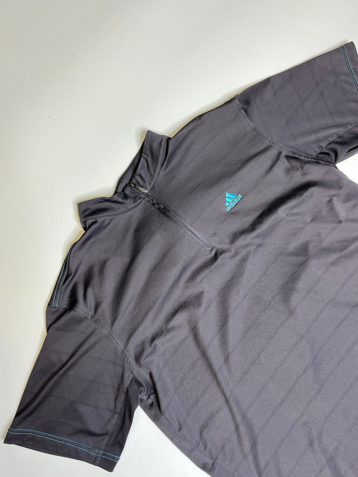 ADIDAS SHIRT 2000s (M)