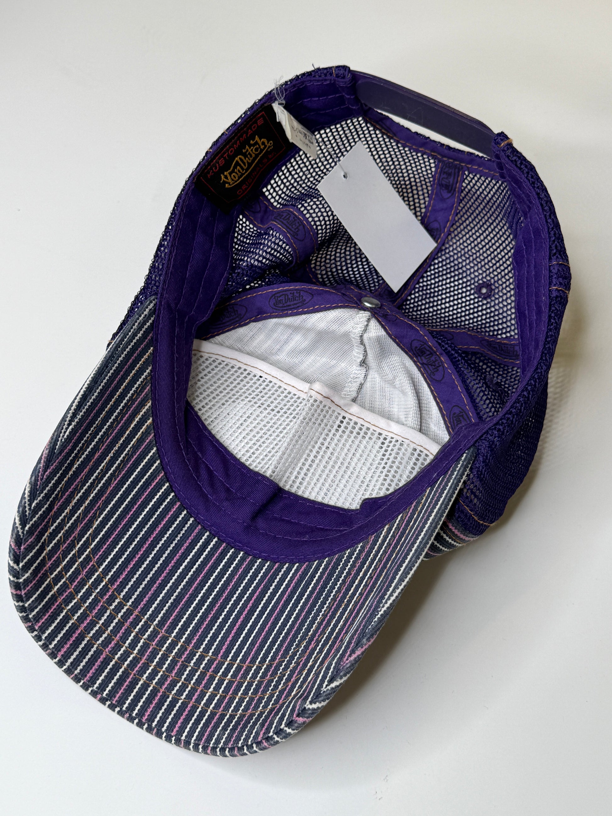 VON DUTCH PINSTRIPE VINTAGE TRUCKER CAP