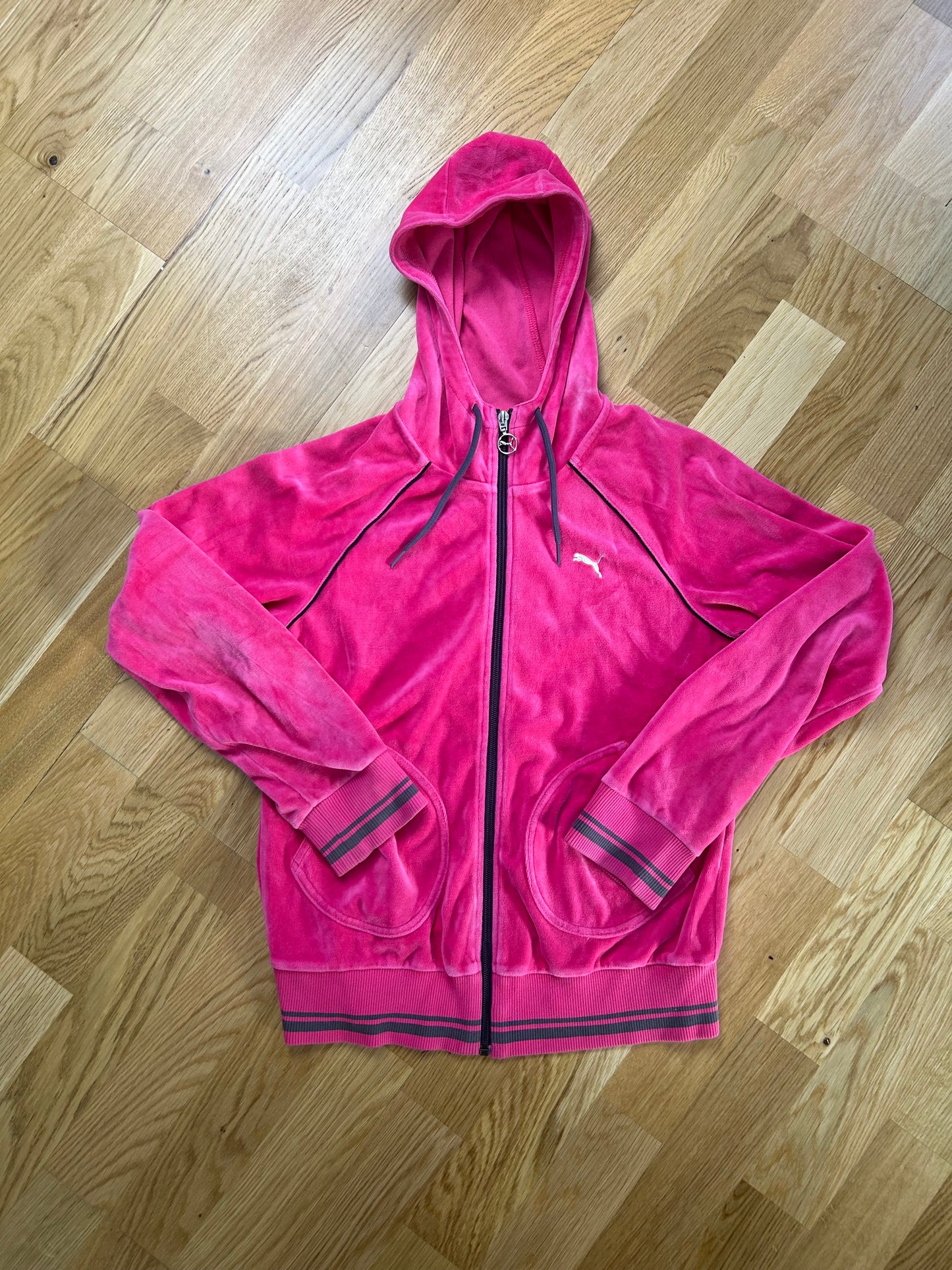 PUMA TRACKSUIT (S- 160)