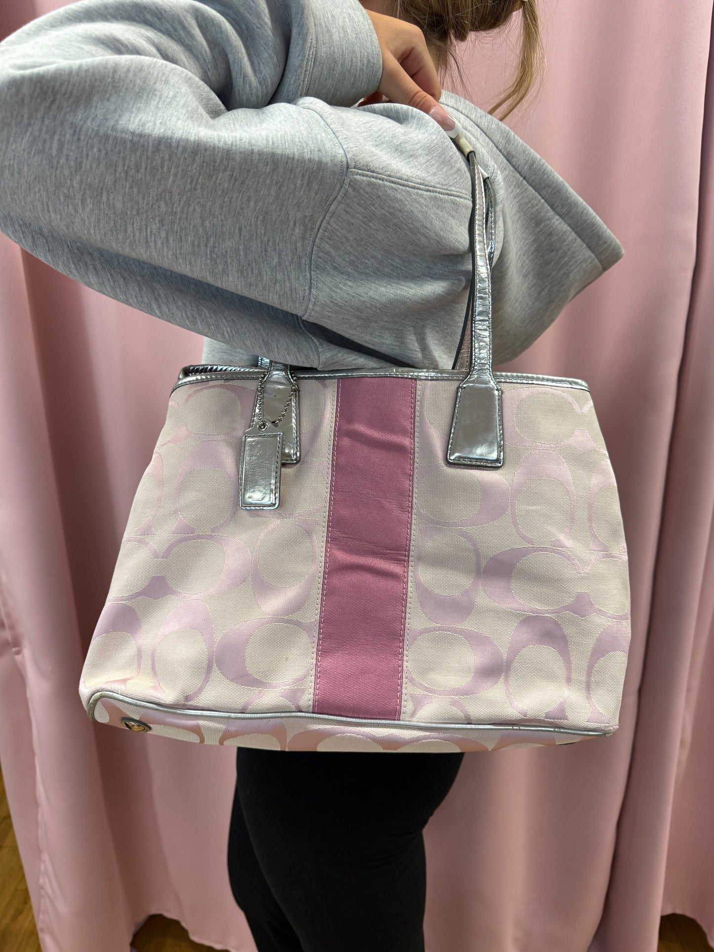 COACH MONOGRAM PURSE PINK