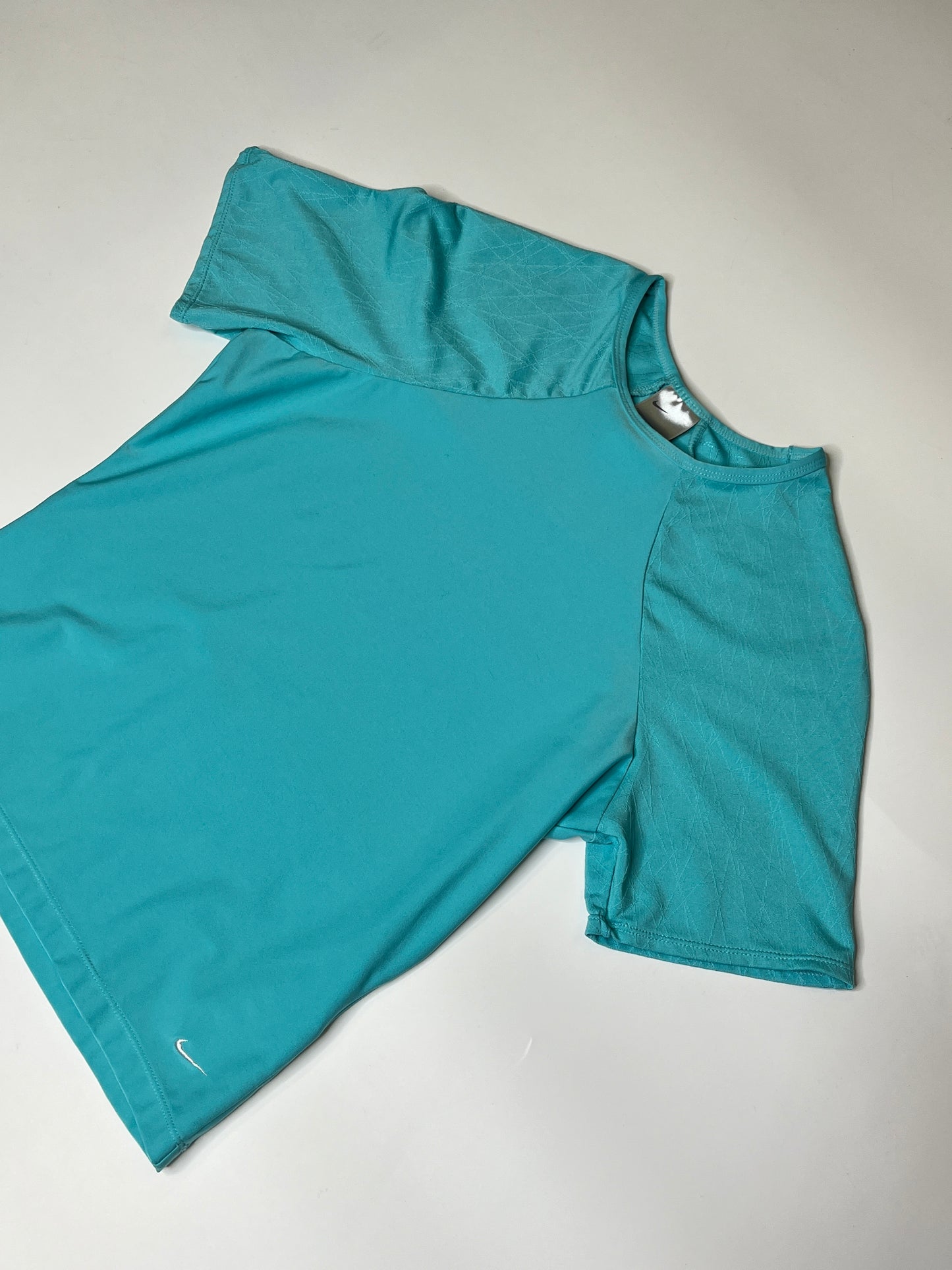 NIKE 2000S SHIRT (~M)