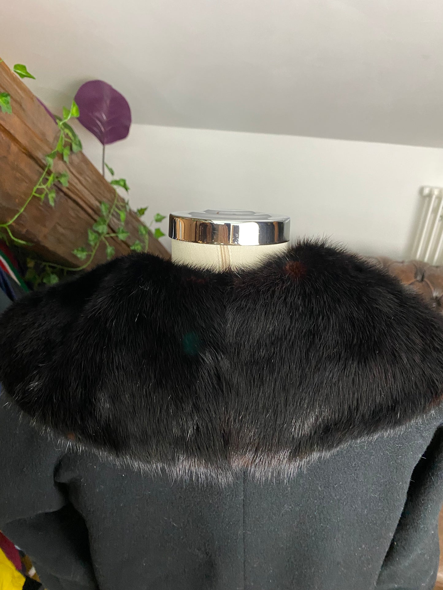 REAL FUR NECK COAT (M)